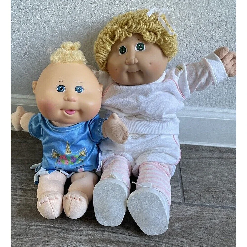 1982 cabbage patch doll Hong Kong Green Eyes Blonde With Sister 2015 EUC - Picture 1 of 14